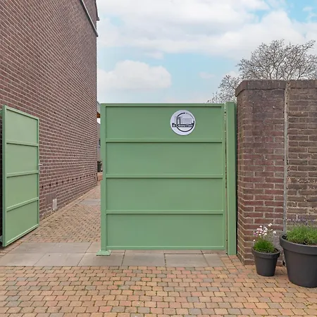 De Groene Poort Bed & Breakfast 3*